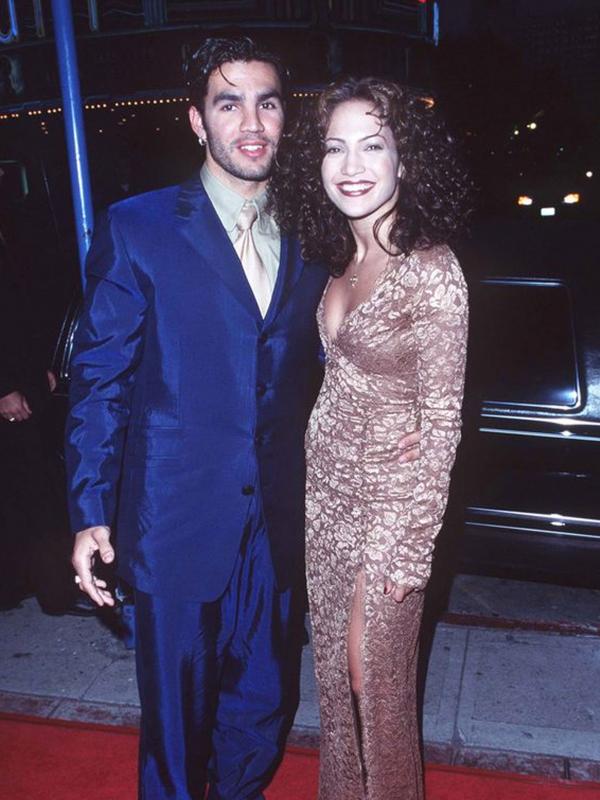 Jennifer Lopez dan mantan suaminya, Ojani Noa. (foto: mirror.co.uk)