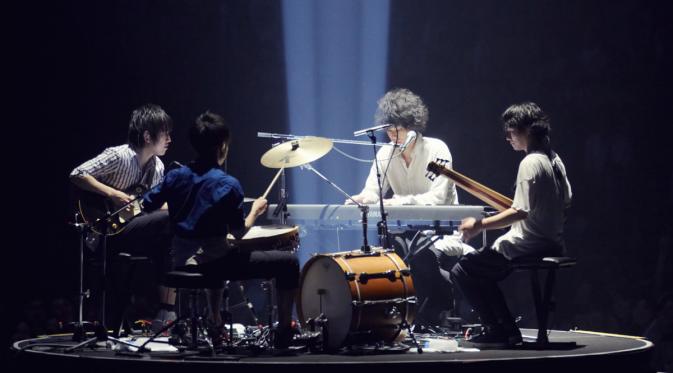 Band Jepang Radwimps.