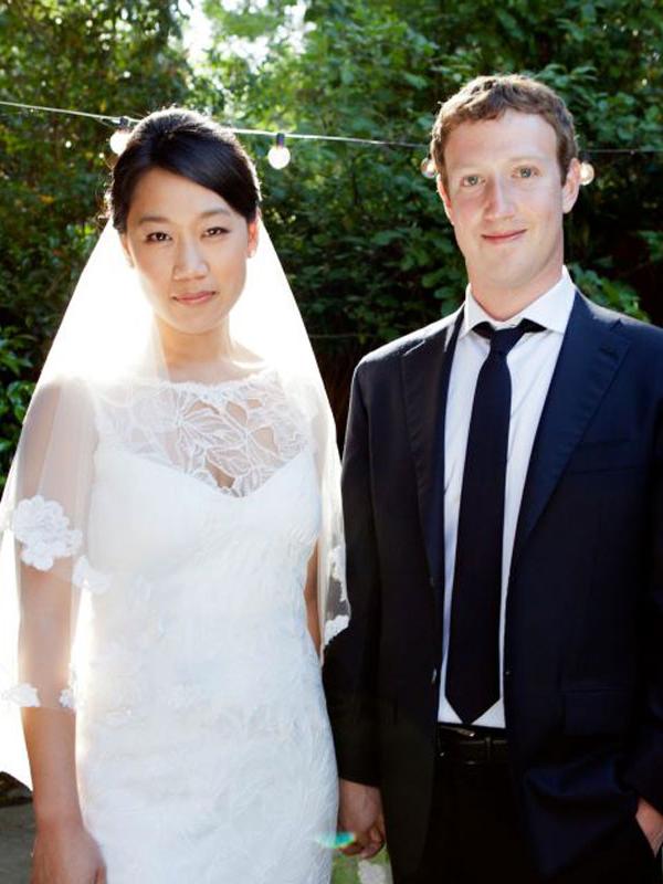 Mark Zuckerberg dan Priscilla Chan (via ijailbreak.com)