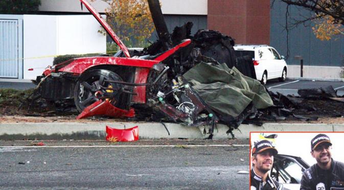Mobil yang dikendarai Paul Walker dan Roger Rodas pasca kecelakaan