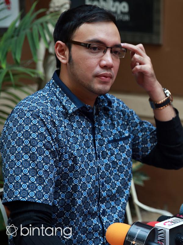 Meski telah hijrah, pria kelahiran Jakarta 24 Januari 1982 silam ini pun tidak sepenuhnya meninggalkan dunia hiburan yang telah membesarkan namanya tersebut. (Deki Prayoga/Bintang.com)