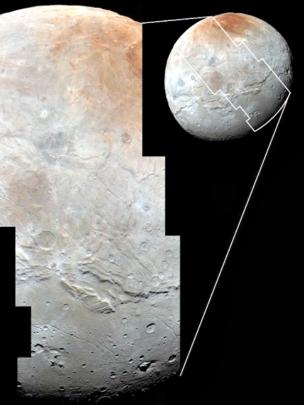 Charon, bulan bagi planet Pluto (sumber NASA)