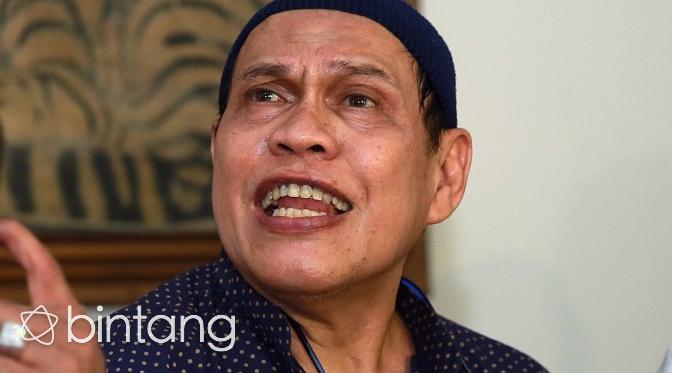 'Ada 11 gerakan yang diperlihatkan kepada penyidik. Dari situ, penyidik bisa menyimpulkan gerakan senam saya yang sama dengan gerakan senam milik Minati,' sambung Roy Tobing. (Deki Prayoga/Bintang.com)