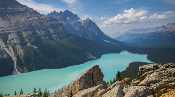 Danau Peyto, Canada. | via: Getty Images