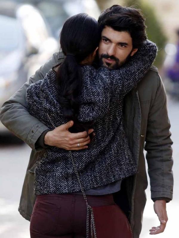 Adegan dalam serial TV Cinta Elif. Foto: Pinterest