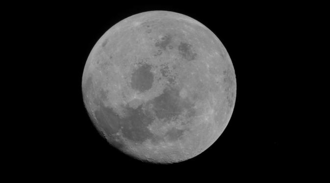 Bulan. | via: NASA
