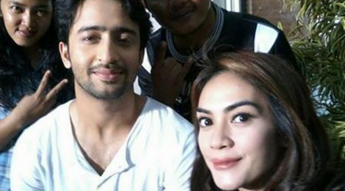 Shaheer Sheikh dan Masayu Anastasia. Foto: Twitter (@ShaheerSomyaFC)