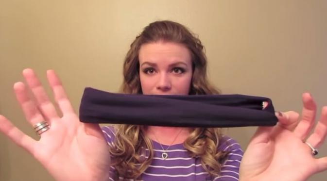 Bentuk 'curly' kece tanpa harus pakai catokan, pakai bando kain | Via: youtube.com