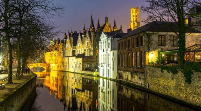 Bruges, Belgia. | via: orbitz.com