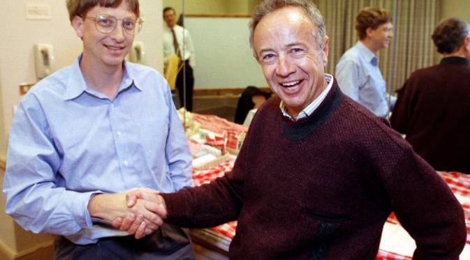 Andy Grove (kanan) bersama Bill Gates | via: 