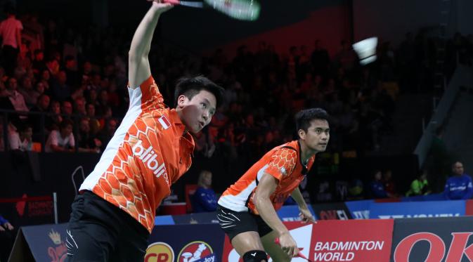 Ganda campuran Indonesia Tontowi Ahmad/Liliyana Natsir lolos ke semifinal Denmark Open Super Series Premier 2015. (Liputan6.com/Humas PP PBSI)