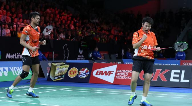 Ganda campuran Indonesia Tontowi Ahmad/Liliyana Natsir akan menghadapi pasangan Tiongkok, Liu Cheng/Bao Yixin, di semifinal Denmark Open Super Series Premier 2015, Sabtu (17/10/2015). (Liputan6.com/Humas PP PBSI)