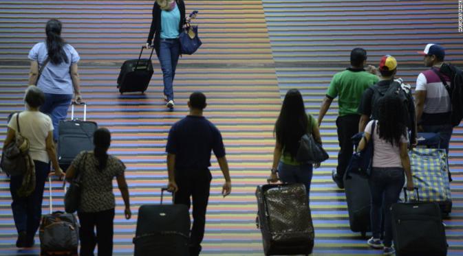 Bandara Internasional Simon Bolivar. | via: CNN Travel