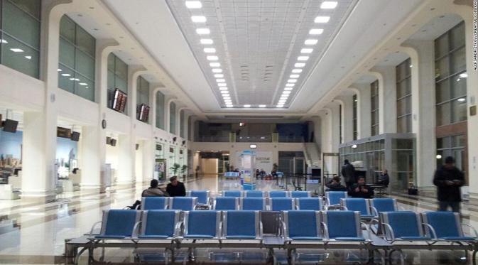 Bandara Internasional Tashkent. | via: CNN Travel