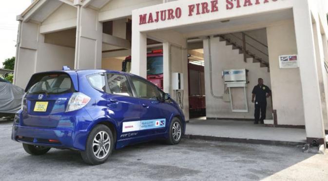 Honda mengumumkan akan segera melakukan uji coba stasiun pengisian energi untuk mobil listrik di negara `antah berantah`, Marshall Island. 