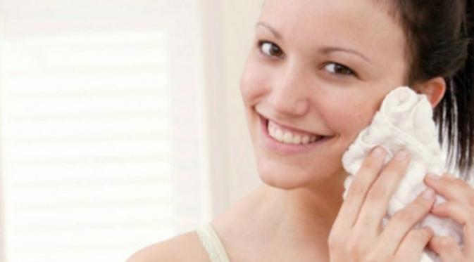 Ini 7 manfaat toner bagi kulit Anda
