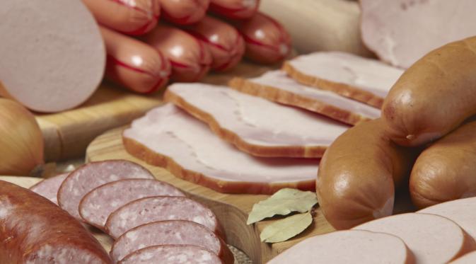 Sebelum Anda terpikat dengan sosis atau daging olahan lainnya untuk sarapan atau makan malam, mungkin Anda perlu mengetahui hal ini.