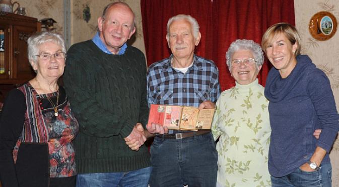 Bill Leech kunjungi Grenoble untuk mengambil dompetnya yang hilang 55 tahun lalu. | via: Newsteam