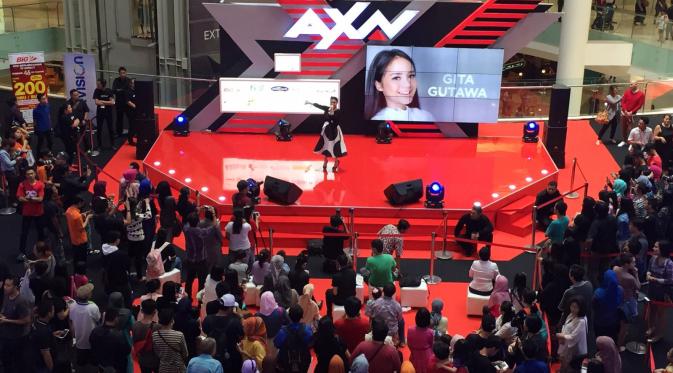 Gita Gutawa meramaikan acara AXN Ultimate Experience. (Puput Puji/Bintang.com)