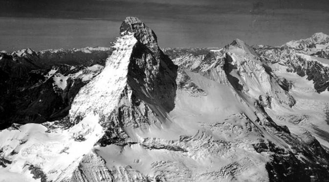 Matterhorn, Pegunungan Alpen pada 1960. | via: businessinsider.co.id