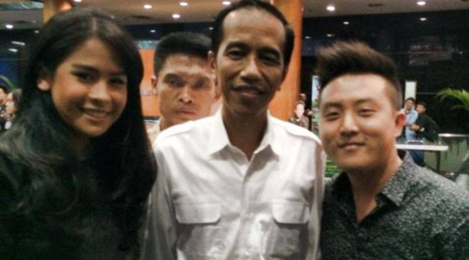David Choi mengaku sangat senang berjumpa dengan Jokowi [foto: facebook/davidchoi]