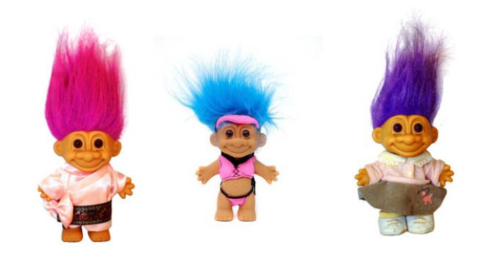 Boneka troll berambut 'jabrik'. (foto: rustyzipper.com)