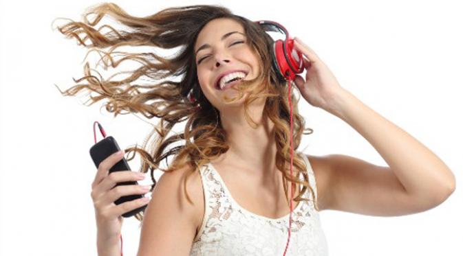 Mendengarkan musik pada pagi hari bisa membuat lebih semangat dalam beraktivitas seharian