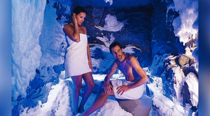 Kamar salju memiliki manfaat kesehatan layaknya sauna. (foto: The Plaid Zebra)