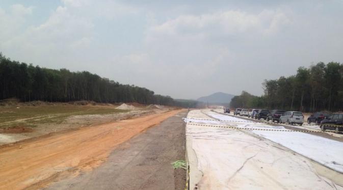 Proyek Tol Trans Sumatera. (Foto: Zulfi Suhendra/Liputan6.com)