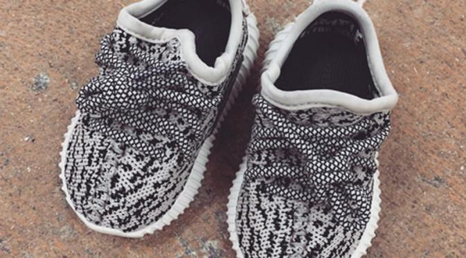Kanye West desain sepatu untuk calon anaknya (Instagram)