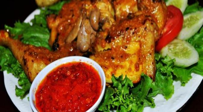 Ayam Besengek makanan kesukaan R.A Kartini| via: g-resepmasakan-gov7.net