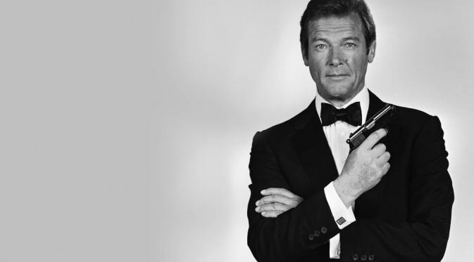 Roger Moore saat jadi James Bond. (dok. 007.com)