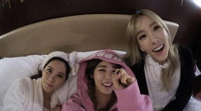 Taeyeon, Tiffany, dan Seohyun SNSD (via soompi.com)