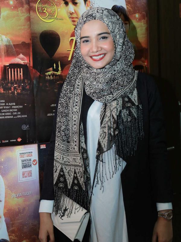 Zaskia Sungkar di preskon film Harim di Tanah Haram (Galih W. Satria/bintang.com)