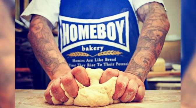 Berawal dari satu toko roti, Industri Homeboy berkembang pesat. (foto: The Plaid Zebra)