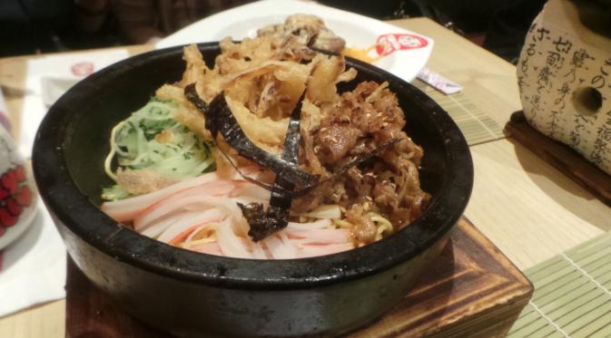 Menu Tokyo Belly Japanese Bistro dengan konsep Makanan Kombinasi