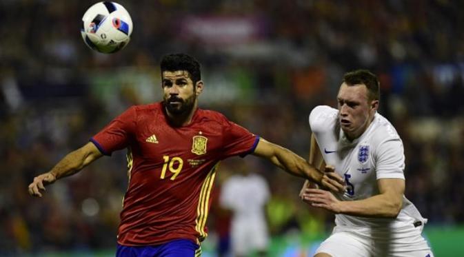Diego Costa selalu mengecewakan saat membela Spanyol  (AFP PHOTO / Pierre-Philippe Marcou)