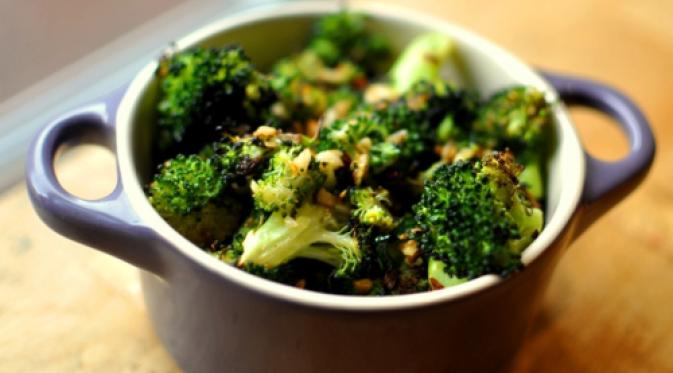 Brokoli. | via: foodswoon.com