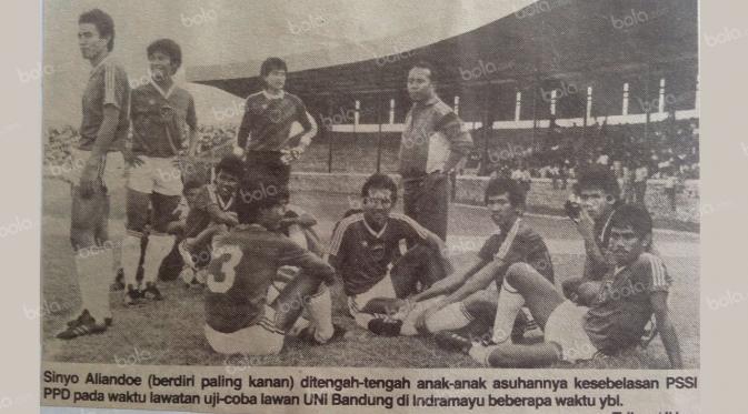 Sinyo Aliandoe, hampir meloloskan Indonesia ke putaran final Piala Dunia 1986 Meksiko. (Repro)