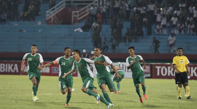Pemain-pemain muda PS TNI yang memiliki kecepatan diwaspadai Sriwijaya FC. (Bola.com/Vitalis Yogi Trisna)