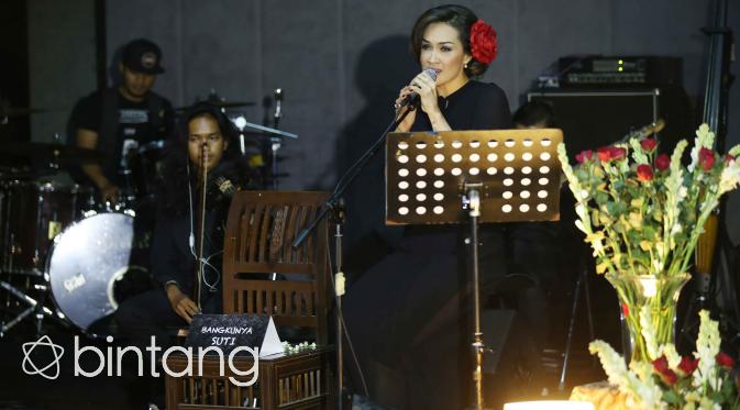 Sara Wijayanto saat launching mini album (Nurwahyunan/Bintang.com)
