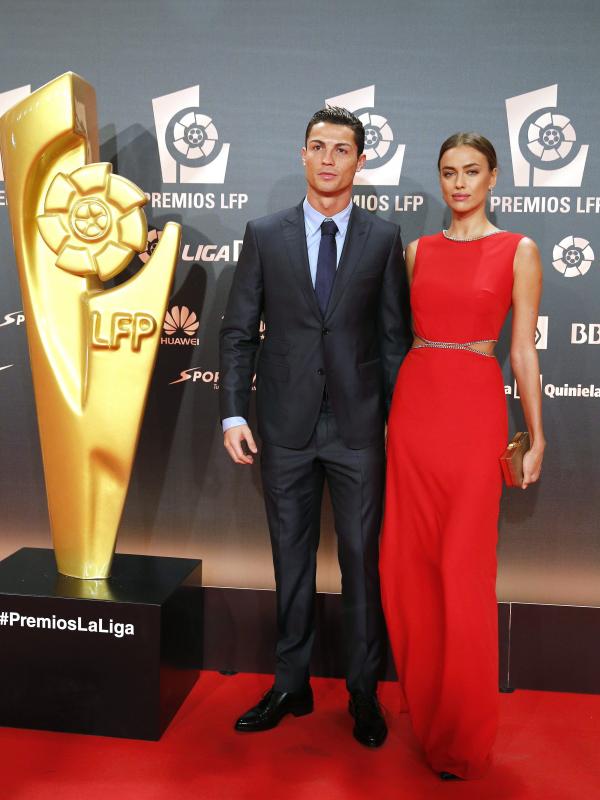 Cristiano Ronaldo dan Irina Shayk (Bintang/EPA)