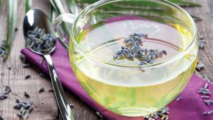 Lavender tea.| via: indiatimes.com