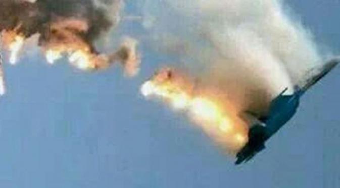 Jet Rusia ditembak jatuh oleh pesawat tempur Turki. (Via: Getty Images)