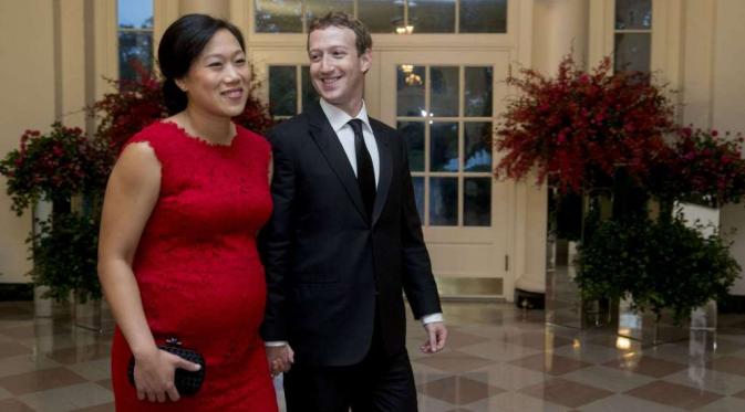 Gokil! Mark Zuckerberg cuma nikmati 1% saham Facebook. 99% sisanya disumbangkan untuk kesejahteraan generasi mendatang.