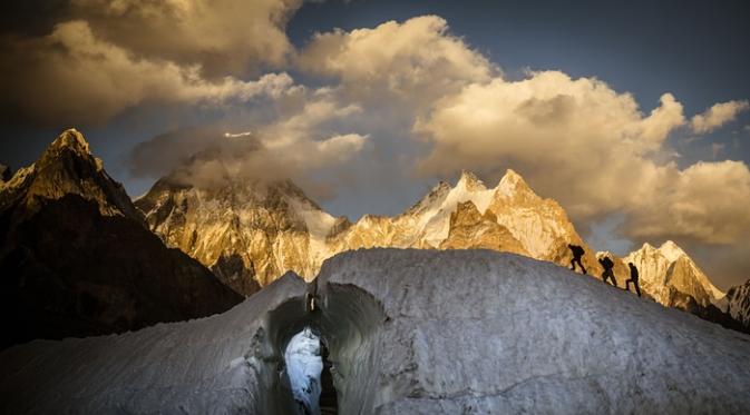 Gasherbrum IV, Pakistan. | via: David Kaszlikowski/Rex Features