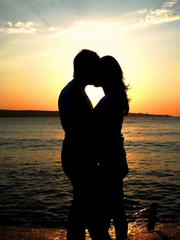 3 Rahasia untuk Membuat Si Dia Tergila-gila Padamu | via: images4.fanpop.com