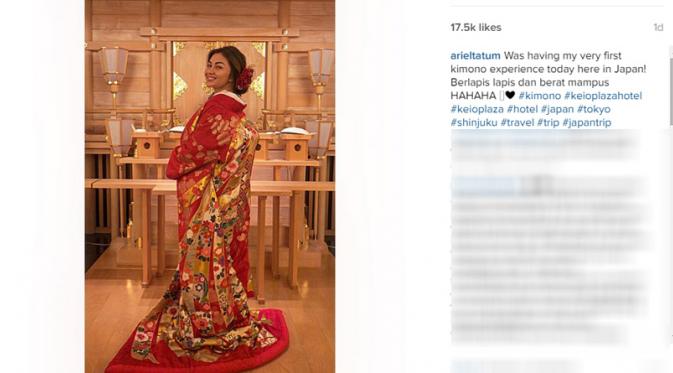 Ariel Tatum mengenakan pakaian tradisional Jepang (Instagram)