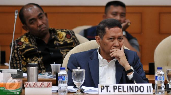 RJ Lino bersikeras pendapatan Pelindo II masuk ke kas Pelindo tidak masuk ke kas negara kendati Pelindo II merupakan Badan Usaha Milik Negara (BUMN),  Jakarta, Kamis (11/3/2015). (Liputan6.com/Johan Tallo)