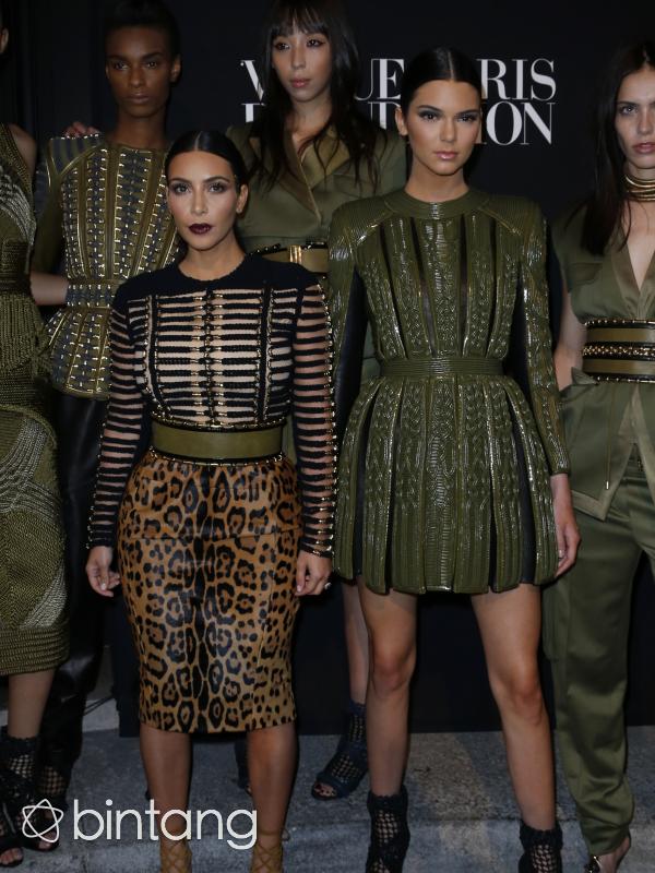 Kim Kardashian dan Kendall Jenner (AFP/Bintang.com)